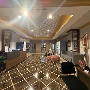 3* Aparthotel Al Raya